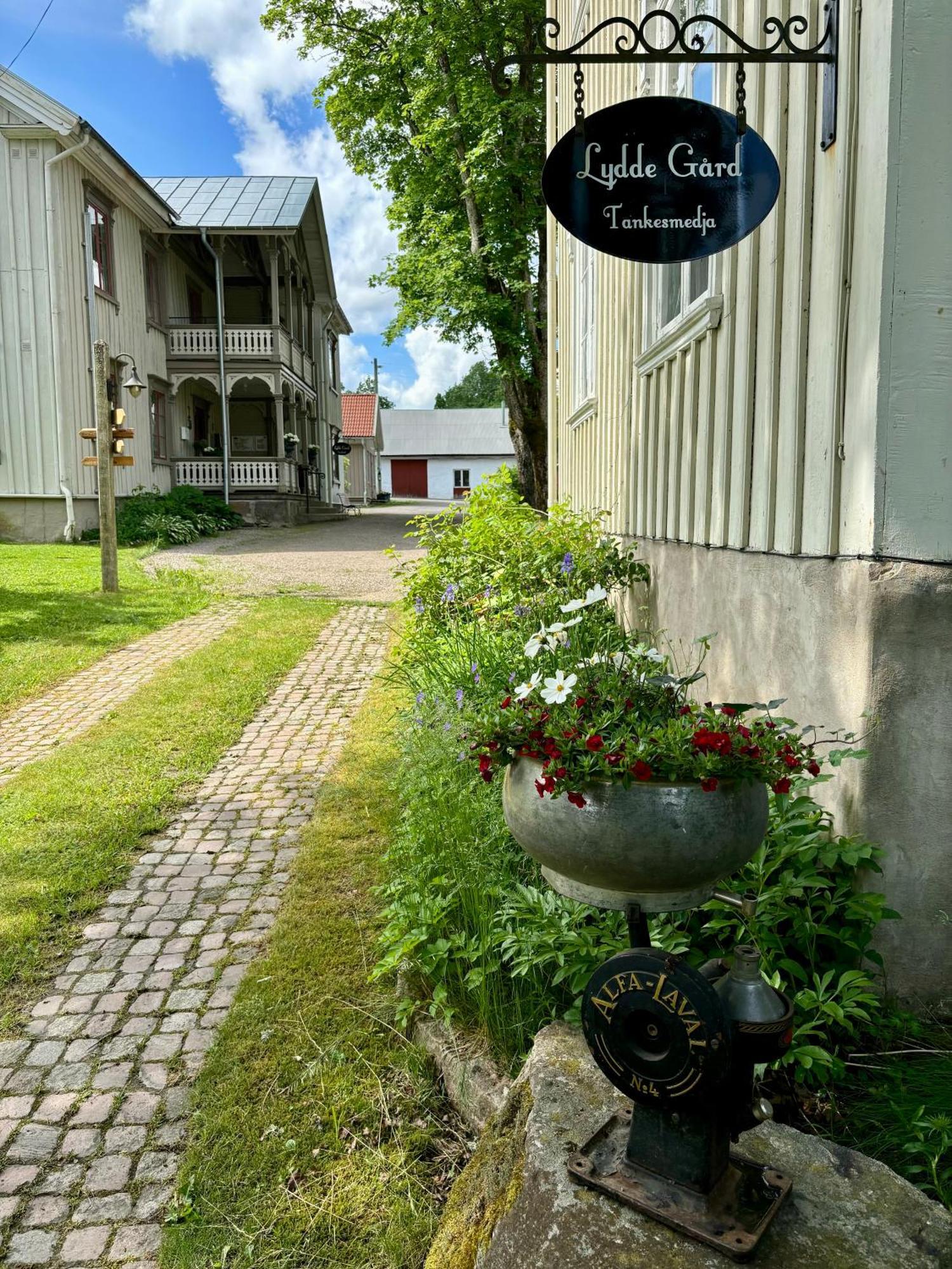Lydde Gard Kinna Exterior foto